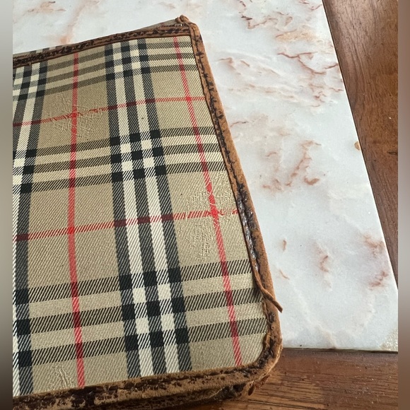 Burberry Brown Haymarket Check Canvas Clutch Bag Multi-Colored Beige - Picture 7 of 9